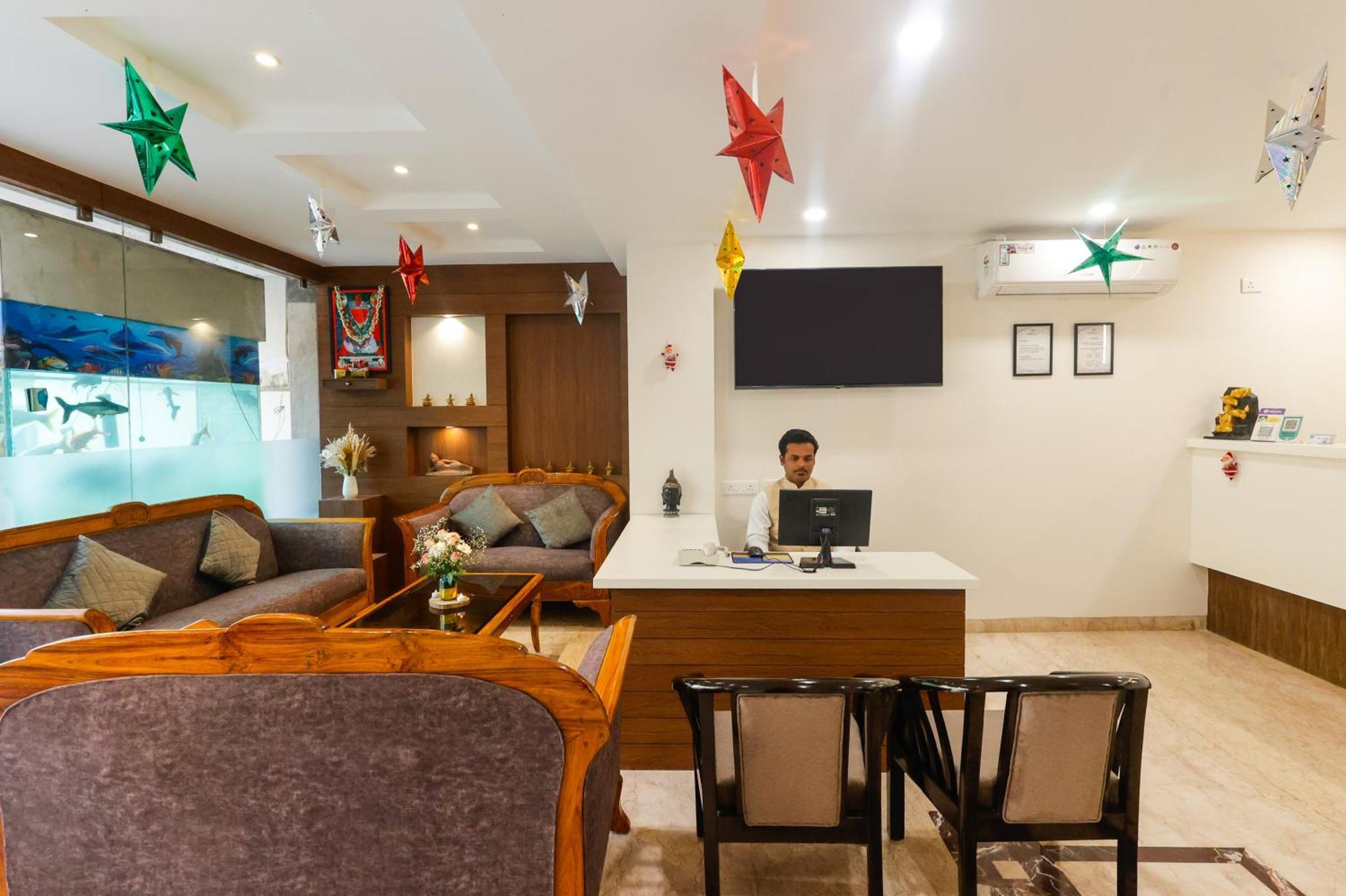 Hotel Dolphin International 3*
